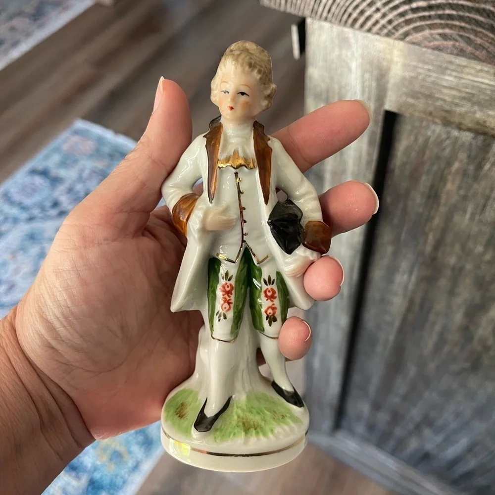 Vintage Porcelain Figurines Pair – Colonial Boys/ Men – Hand Painted – 5” Tall
